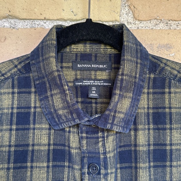 Banana Republic Plaid Men's Corduroy Shirt - Picture 2 of 3
